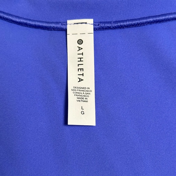 Athleta NWT Transcend Wrap Top - Size L - Picture 6 of 9